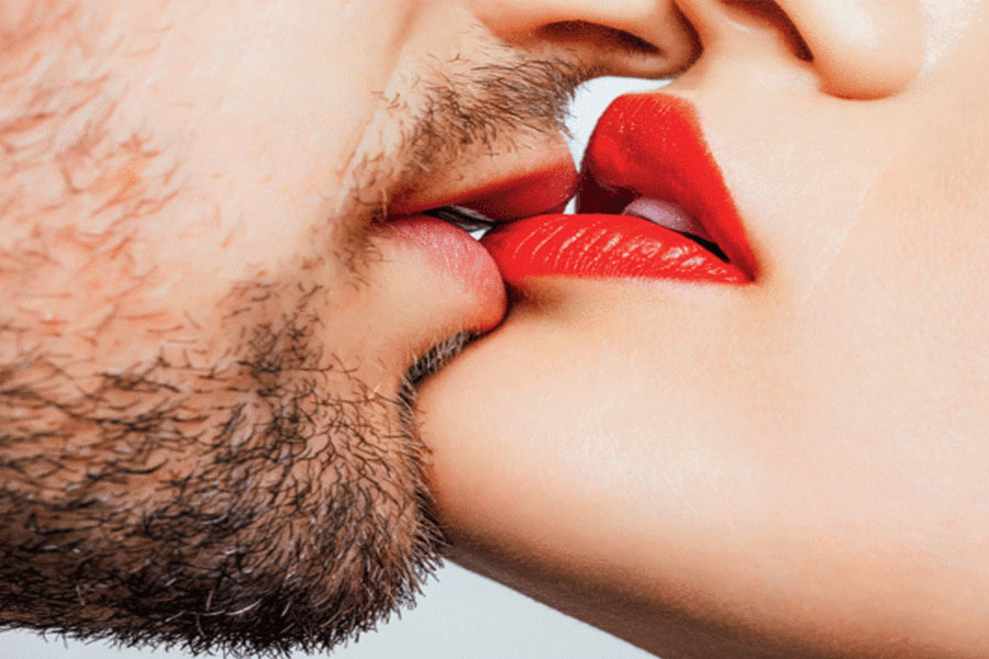 Celebrate Kiss Day with these types of kisses before Valentine's Day | Sangbad Pratidin