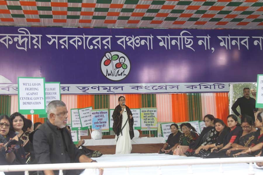 Mamata Banerjee announces new programme of TMC till February 13 to continue protest | Sangbad Pratidin