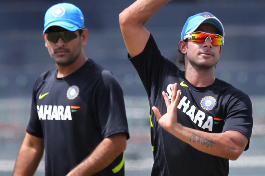 Mahendra Singh Dhoni and Manoj Tiwary 
