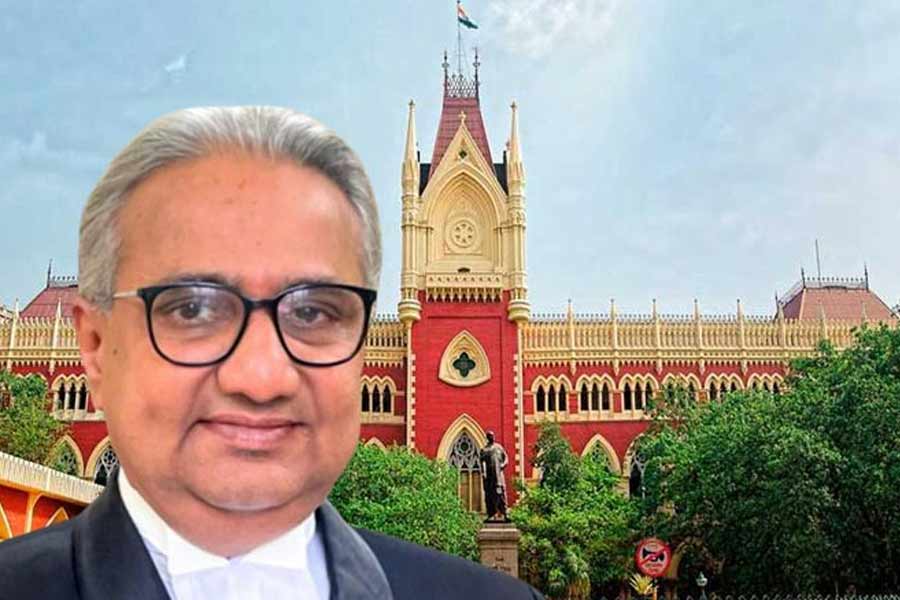Primary Recruitment: Calcutta High Court orders for separate merit list for 12 aspirants of 2022 TET । Sangbad Pratidin