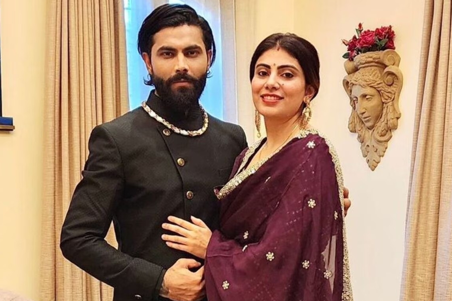 Ravindra Jadeja' father Anirudhsingh Jadeja makes bombshell receal on sour relations with son and Rivaba, Star all rounder breaks silence। Sangbad Pratidin