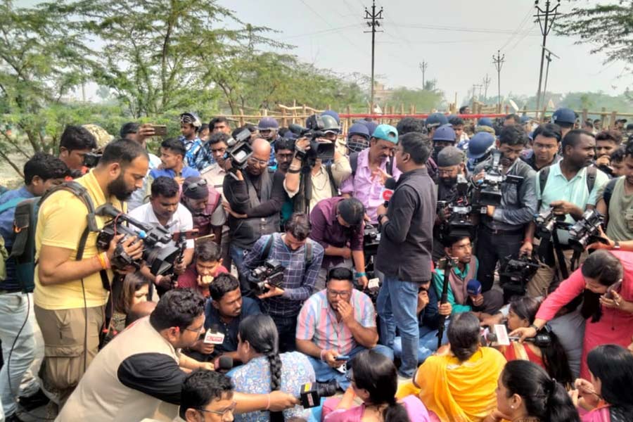 Section 144 imposed new places in Sandeshkhali till February 22 after situation became worse with Sukanta Majumdar's visit | Sangbad Pratidin