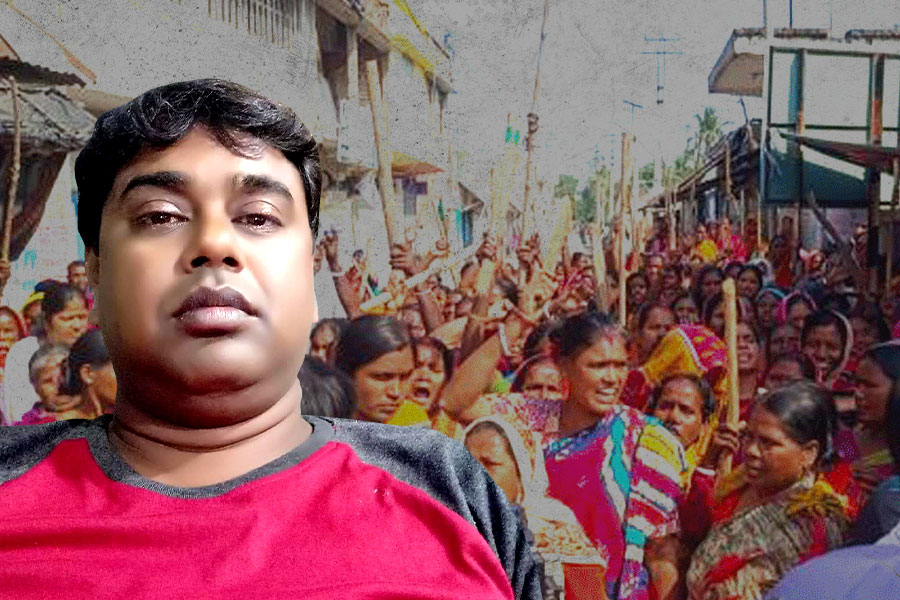 Abhishek Banerjee's instrcution to suspend Uttam Sardar, close aid of Shahjahan Sheikh for 6 years, later arrested | Sangbad Pratidin