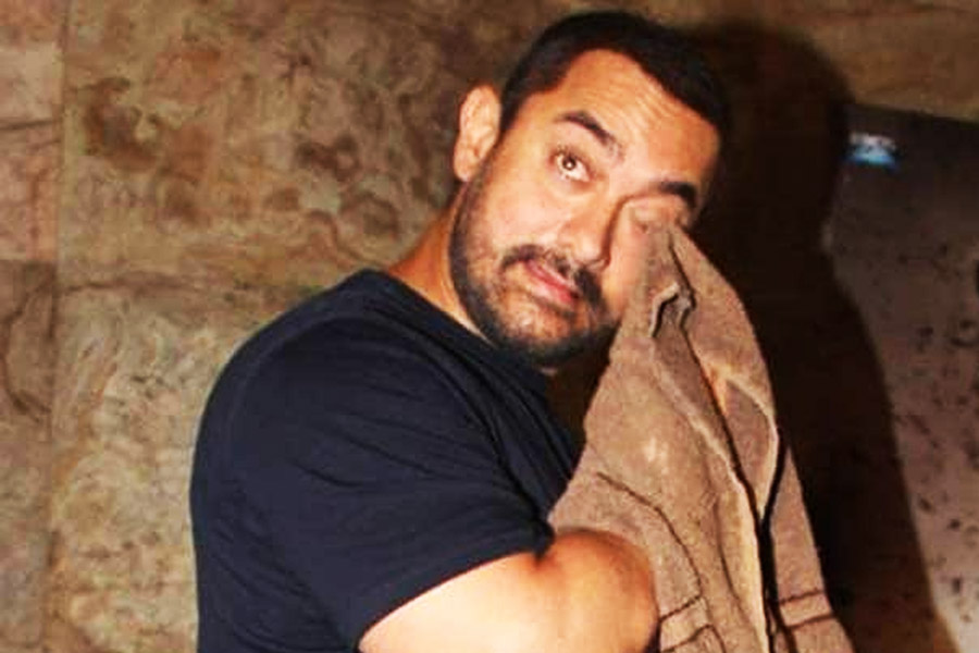 Demolition work kick-starts at Aamir Khan's Pali Hill bungalow