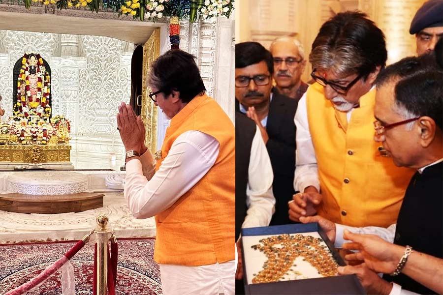 Amitabh Bachchan offers jewellery and prayers to Ramlala | Sangbad Pratidin