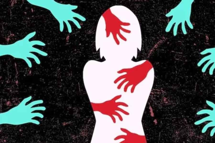 Delhi woman physically assaulted by instagram friend। Sangbad Pratidin
