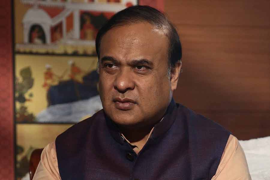 NRC: Here is what Himanta says for 27 lakh Aadhar-deprived people in Assam। Sangbad Pratidin