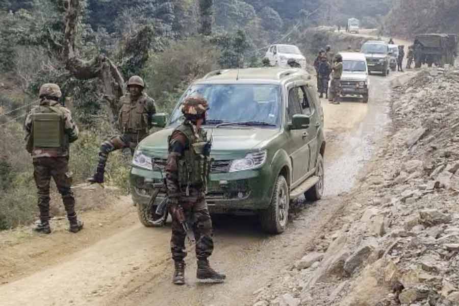 Pakistani drones found hovering near Jammu and Kashmir। Sangbad Pratidin