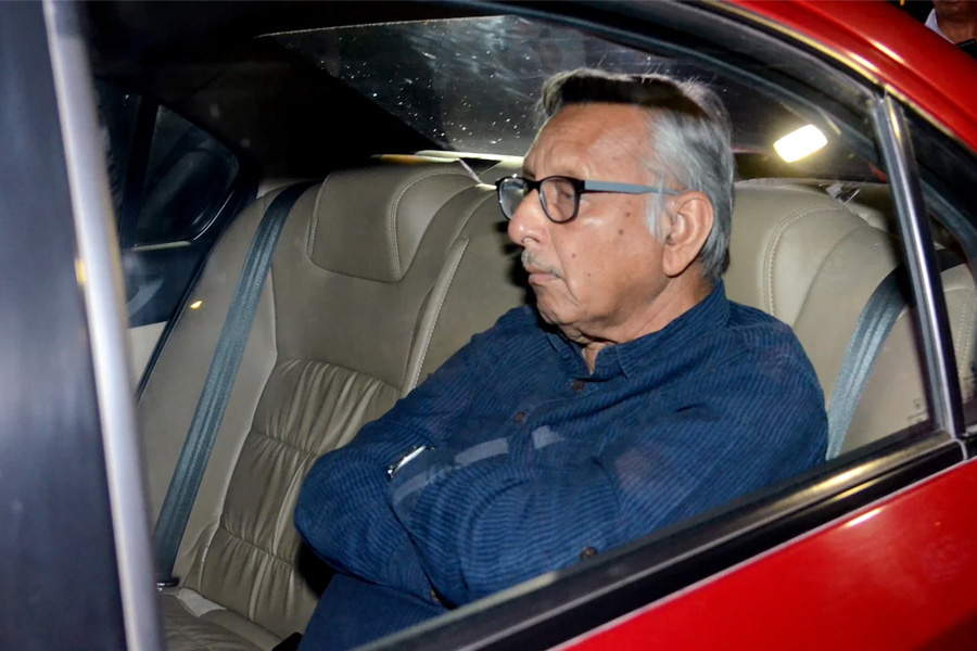 Mani Shankar Iyer makes controversial remark on Pakistanis from Lahore | Sangbad Pratidin