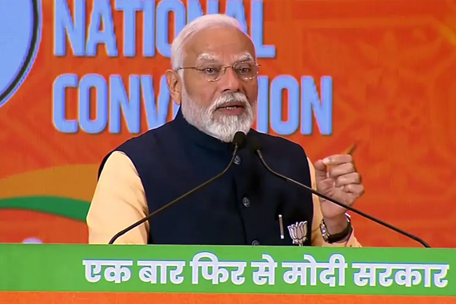 'Ayega to Modi hi, knows other countries', says PM Modi at BJP conference | Sangbad Pratidin