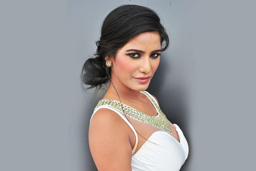 Will Poonam Pandey be brand ambassador of govt's campaign on cervical cancer? | Sangbad Pratidin