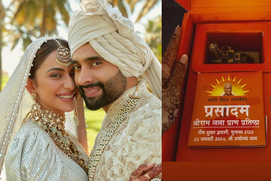 Rakul Preet Singh, Jackky Bhagnani received prasad from Ayodhya | Sangbad Pratidin