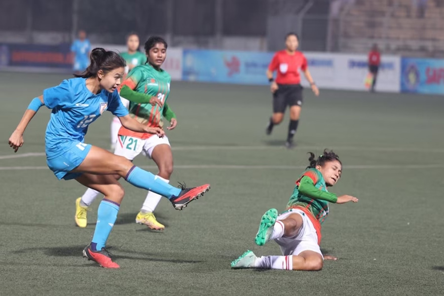 India coach furious after declared joint winner in Under 19 SAFF Championship | Sangbad Pratidin