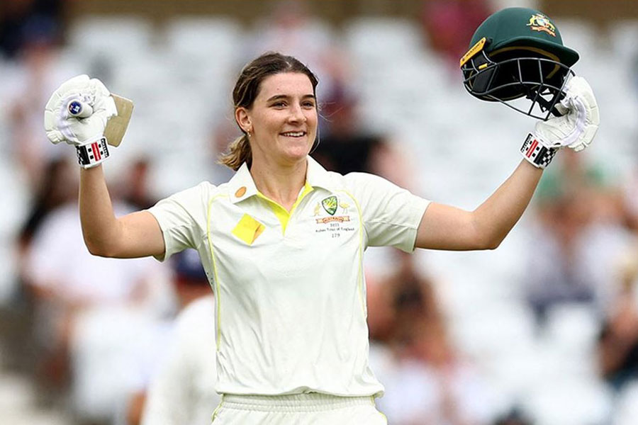 Australia’s Annabel Sutherland smashes fastest double-century in women’s test history । Sangbad Pratidin