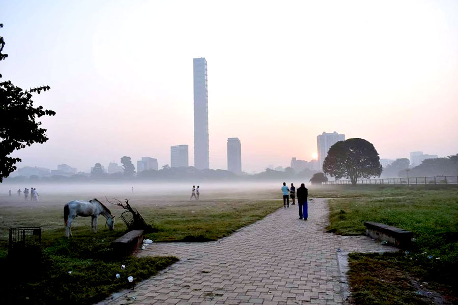 West Bengal Weather Update: Temperature in Kolkata rises by three degree, no such feeling of winter | Sangbad Pratidin