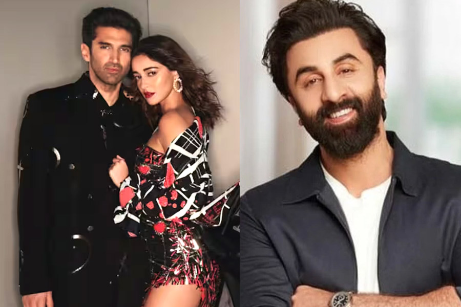 Ranbir Kapoor gives a thumbs up to Ananya Panday, Aditya Roy Kapur at Ambani bash, see pic | Sangbad Pratidin