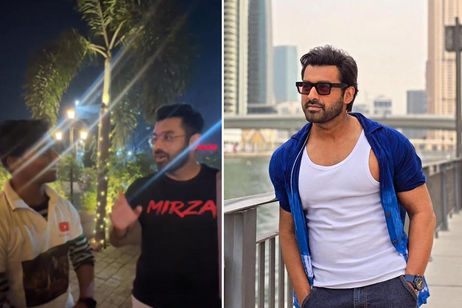 Tollywood actor Ankush meets his fan who cycled from Burdwan to Kolkata