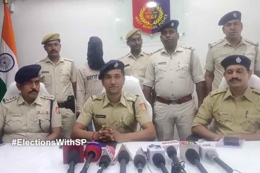 In police operation Narcotics, gun recovered from Jibantala area of South ​​24 Parganas