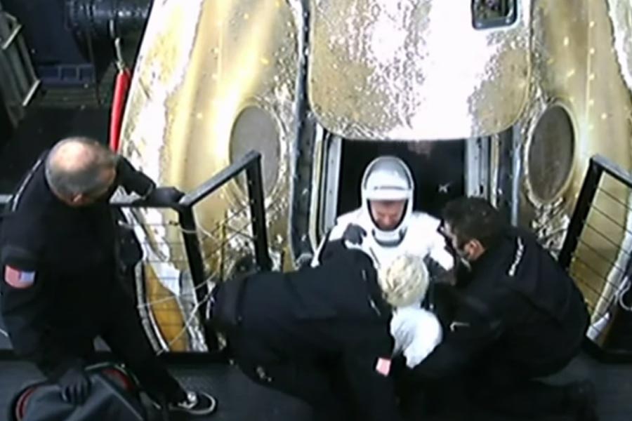 SpaceX's Crew-7 capsule returns 4 astronauts to Earth