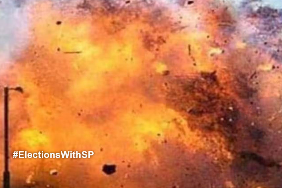 Lok Sabha Election 2024: Blast at Gangarampur, three children injured