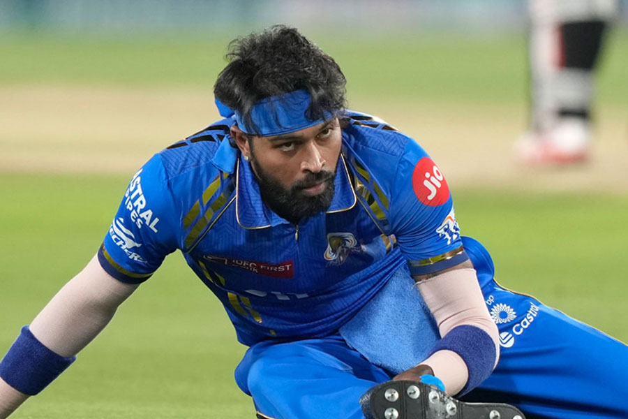 Ravi Shastri urged Hardik Pandya to stay calm and focus on his job as captain