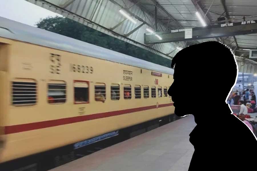 The Bengali family was not allowed to board the train at Haridwar