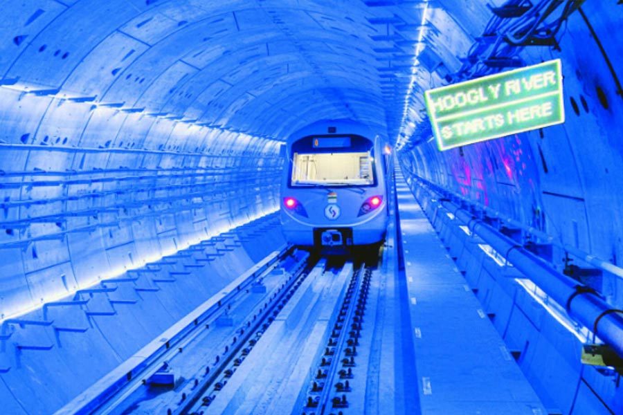50 thousand passenger in bus decreased after Howrah metro service began