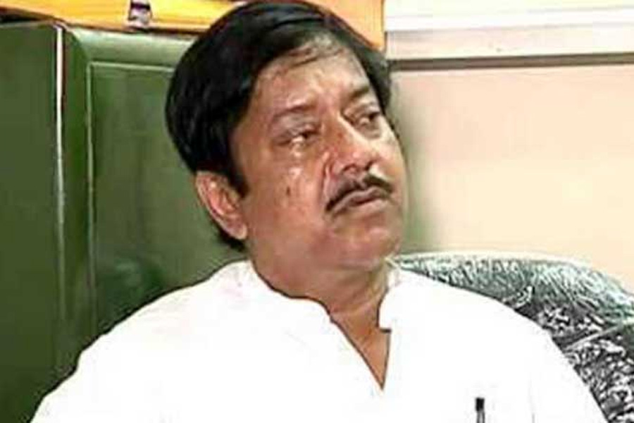 Lawyer pleads for treatment of Jyotipriya Mallick outside jail