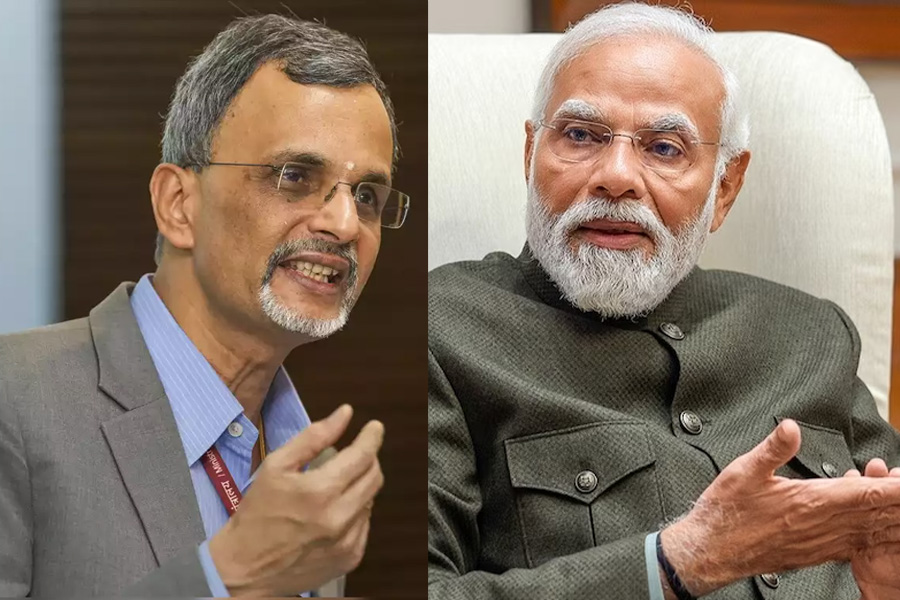 Government Can't Really Address Unemployment Problem said Chief Economic Advisor
