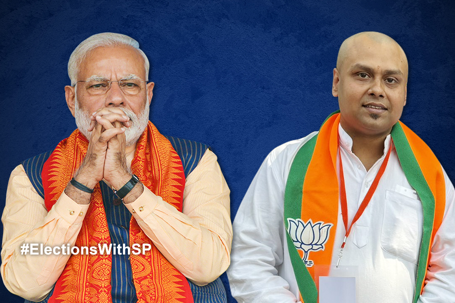 Kaustav Bagchi handed over letter written with blood to PM Narendra Modi appealing to save Bengal