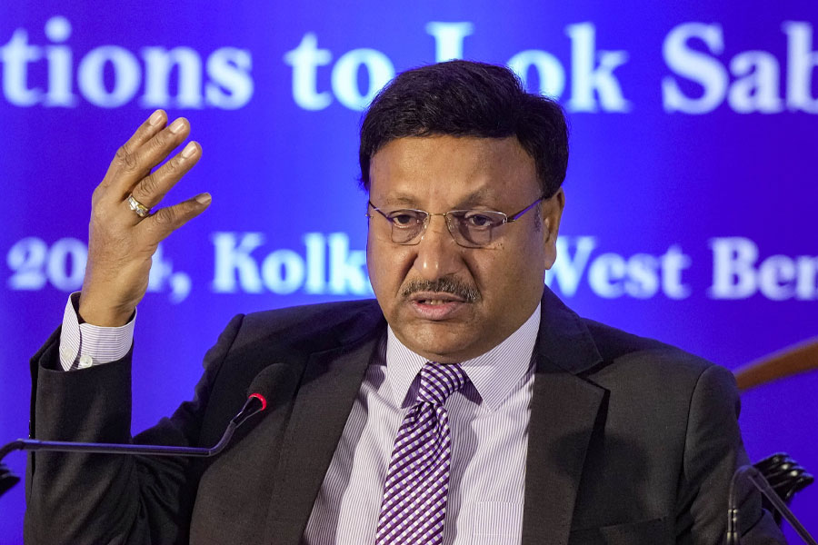 Chief Election Commissioner Rajiv Kumar confirms Maharashtra Assembly polls before November 26