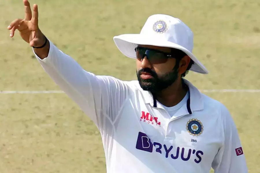 Team India captain Rohit Sharma out of action on Day 3 due to stiff back injury against England