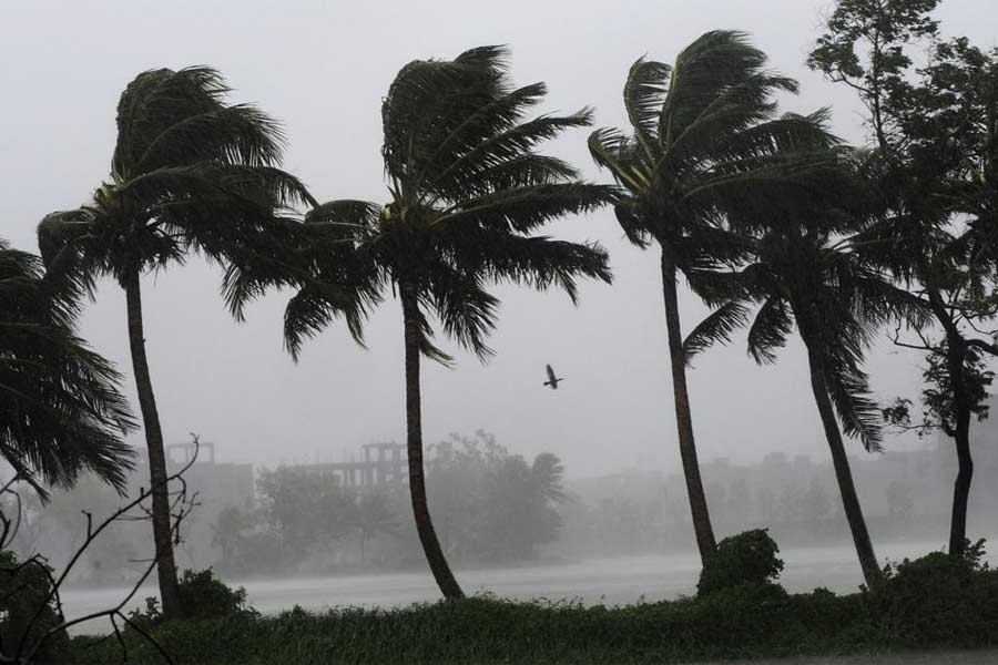 WB Weather Update: MeT predicts heavy rain and thunderstorm in West Bengal