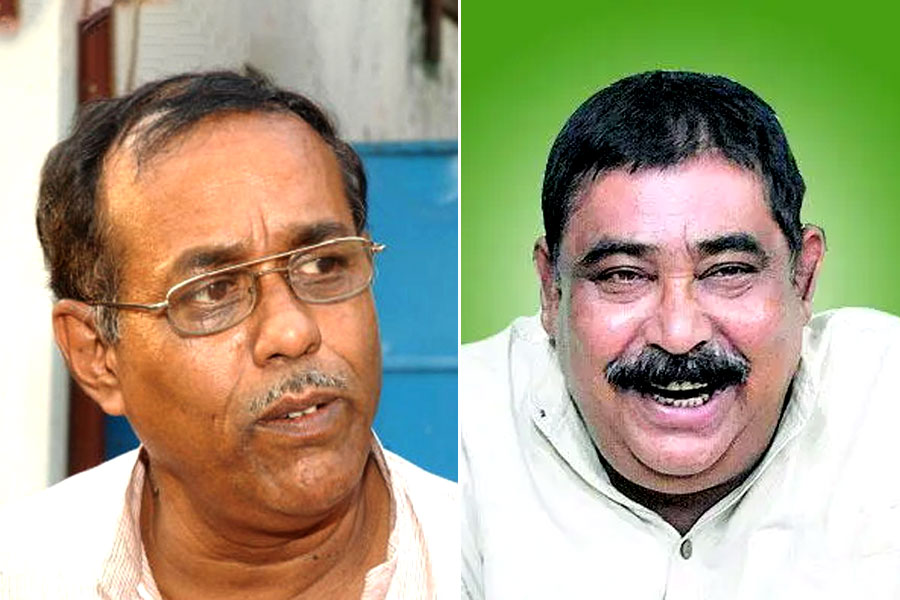 Subrata Bakshi was emotional to remember Anubrata Mondal while campaign in Birbhum