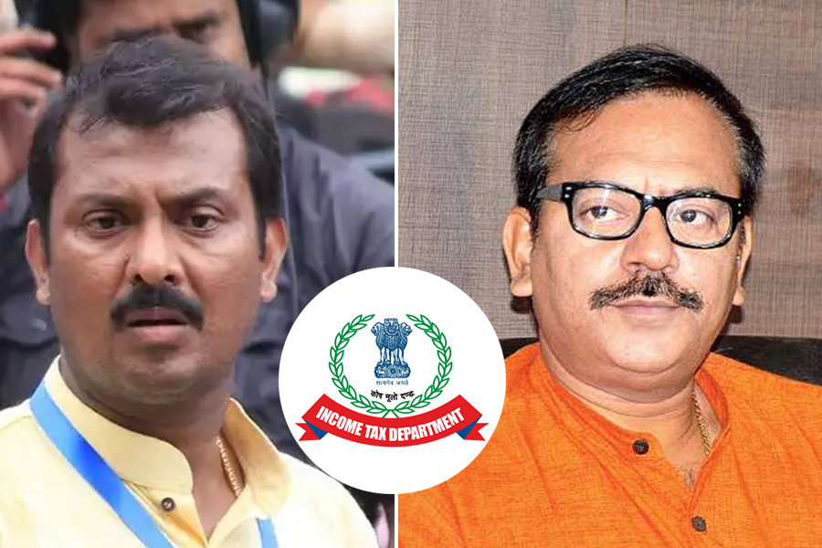IT Raid on after 24 hours in Swarup Biswas's house