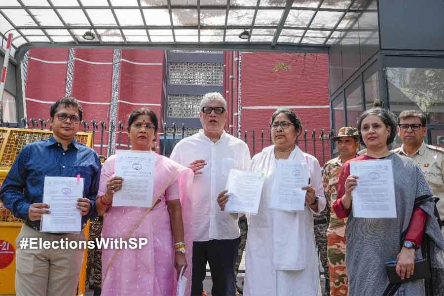 2024 Lok Sabha Polls: TMC leaders arrive at the Election Commission office