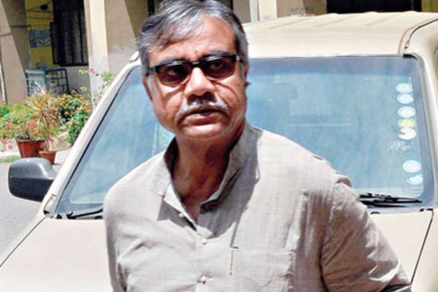 Tapas Roy resigns from the post of MLA and leaves TMC