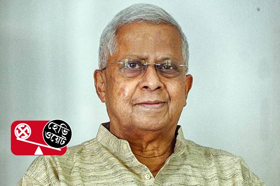 BJP leader Tathagata Roy makes fresh controversy