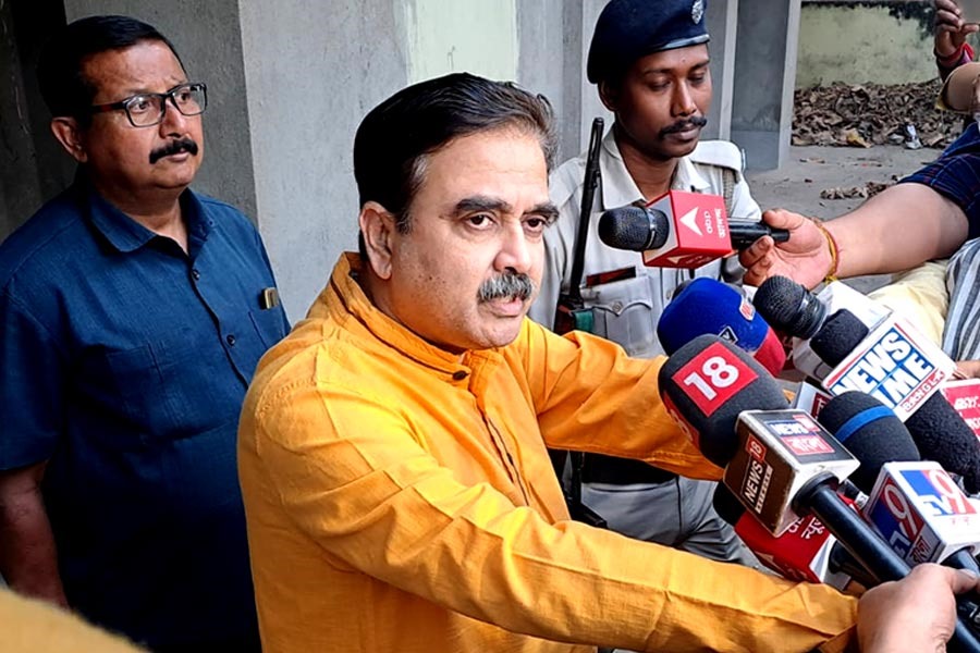 Abhijit Gangopadhyay will join BJP on 7th march