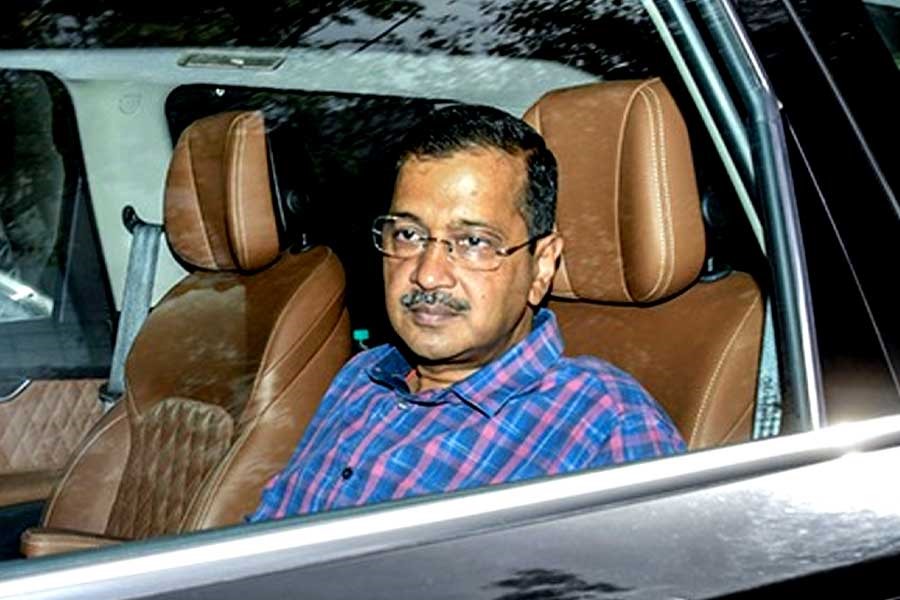 Delhi Chief Minister Arvind Kejriwal moves Delhi High Court challenging his arrest