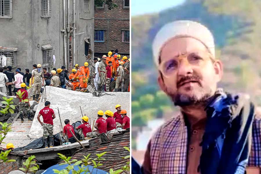 Building Collapsed at Gardenrich: Man went missing while the accident during he chatted with friends