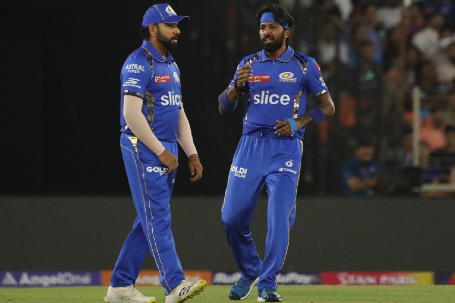 Former India cricketer Navjot Singh Sidhu bats for Hardik Pandya