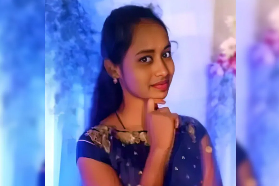 Woman kills daughter after seeing her with boyfriend in Hyderabad