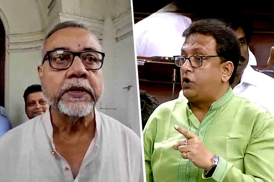 TMC slams Tapas Roy over resigning from post