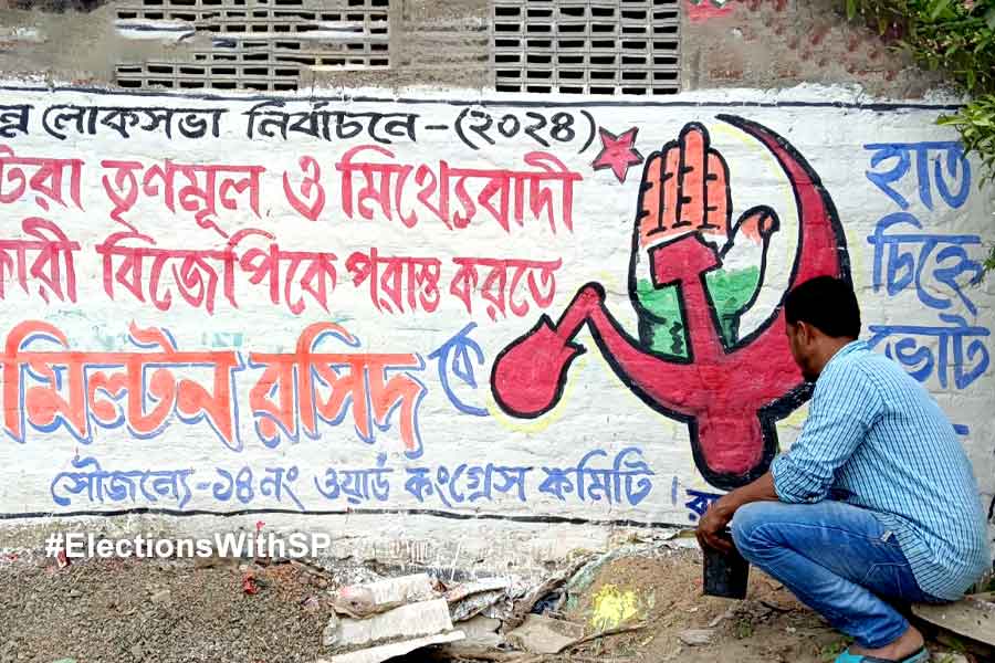 before announcement Left-Cong alliance for Lok Sabha Election Congress workers campaign for party candidate