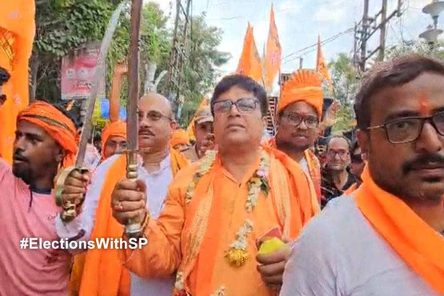 Lok Sabha Election 2024: Case filed against BJP candidate of Birbhum in Arms act