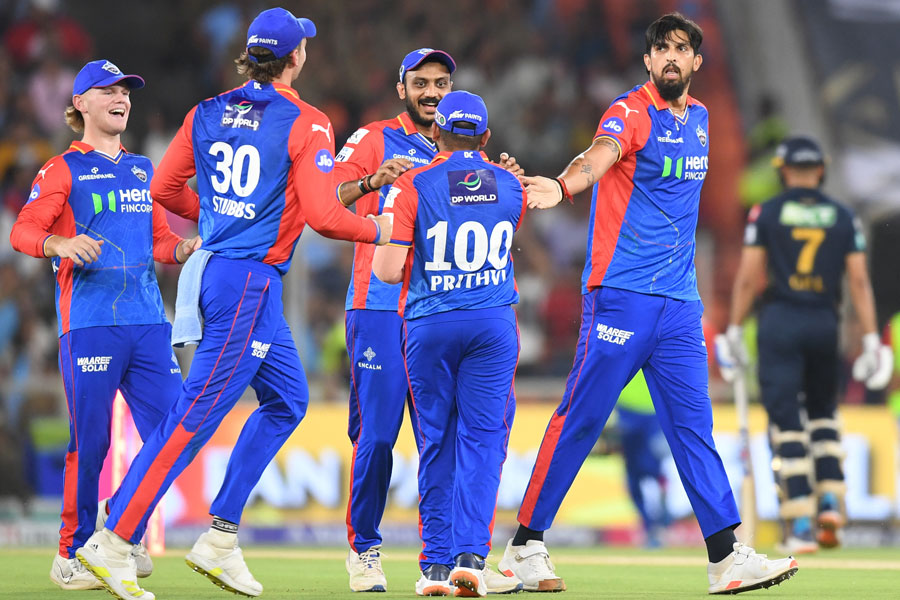GT vs DC: Delhi Capitals beat Gujarat Titans by huge margin