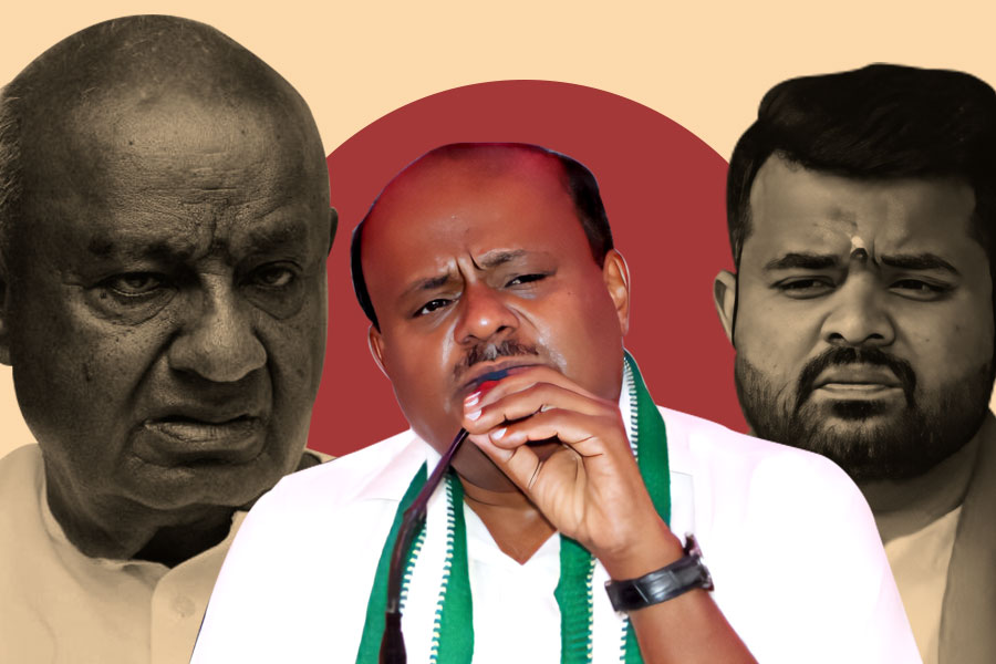 Don't bring Deve Gowda’s name into it, Kumaraswamy speak about obscene video issue