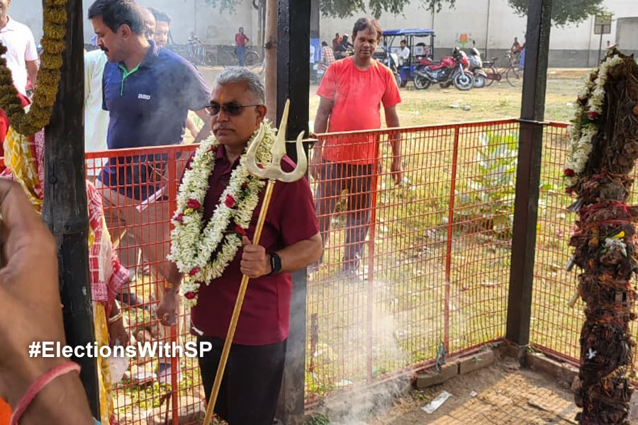 Lok Sabha Election 2024: Dilip Ghosh takes trident to protect nation