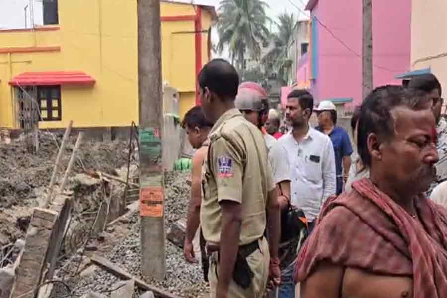 Accident in Hooghly, 2 labour died